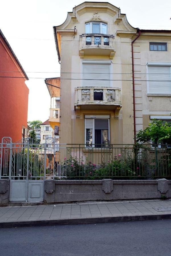 Sea Garden Apartment Burgas Bagian luar foto